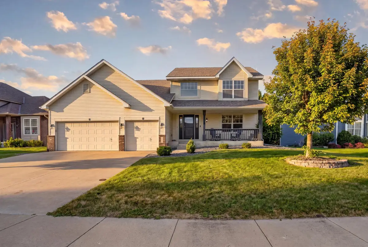 945 Westchester Avenue, Shakopee, MN 55379 - #1