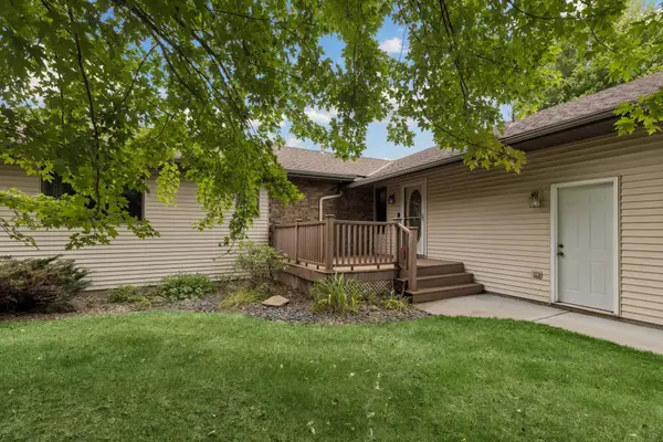 536 Raider Drive, Hudson, WI 54016