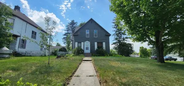 437 7th Street Ne, Staples, MN 56479
