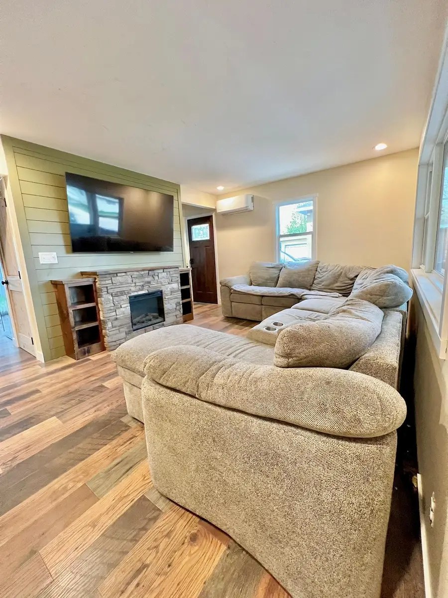 145 1st Street Nw, Elgin, MN 55932 - #3