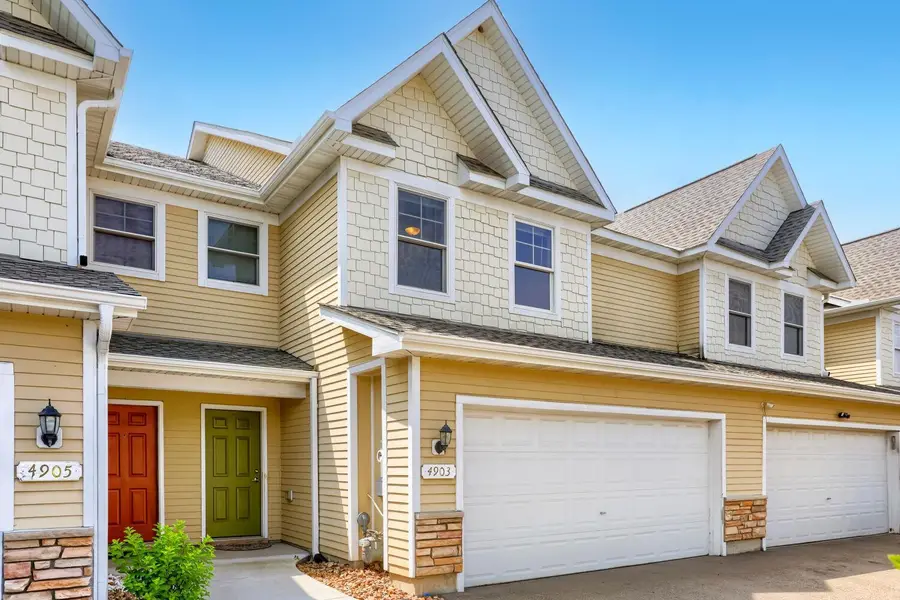 4903 Hamlet Avenue N, Oakdale, MN 55128 - #2