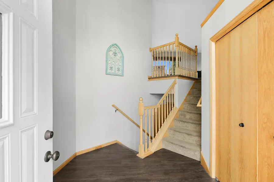 813 Lawrence Parkway, Buffalo, MN 55313 - #2