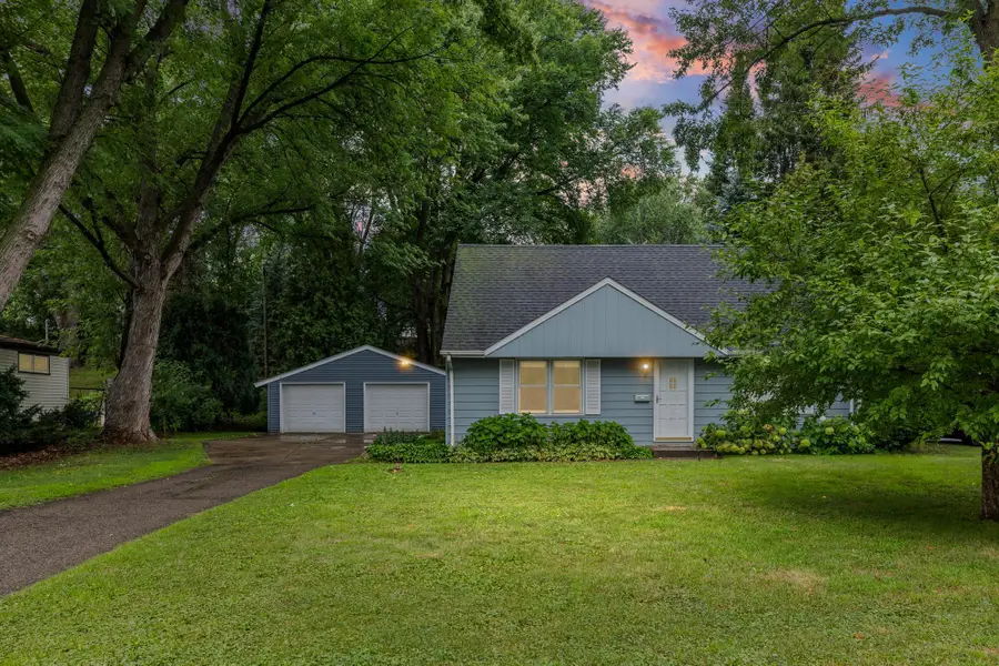 8236 Queen Avenue S, Bloomington, MN 55431 - #2