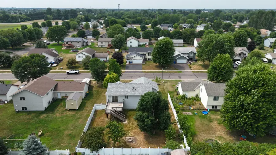 1464 Roosevelt Street S, Cambridge, MN 55008 - #2