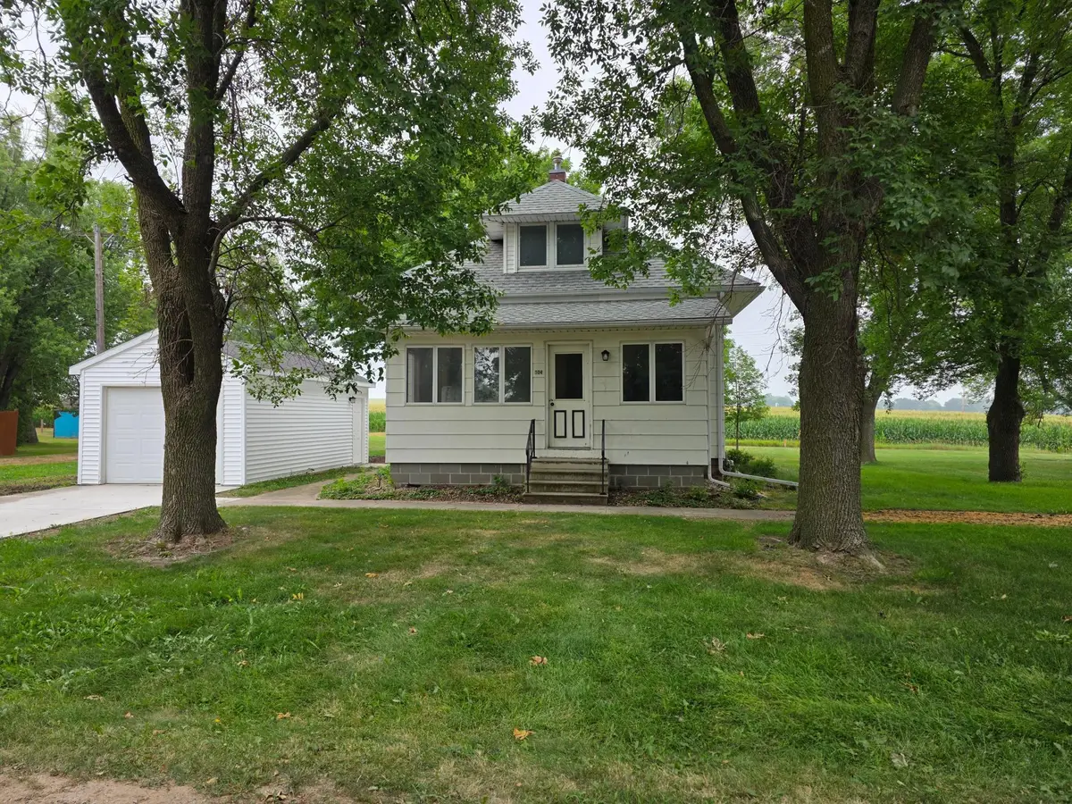 104 Bertha Avenue S, Pipestone, MN 56164 - #1