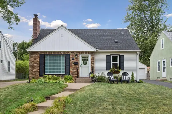 1581 Griggs Street N, Saint Paul, MN 55108