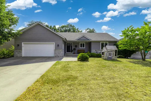 2640 Pine Ridge Boulevard, Red Wing, MN 55066