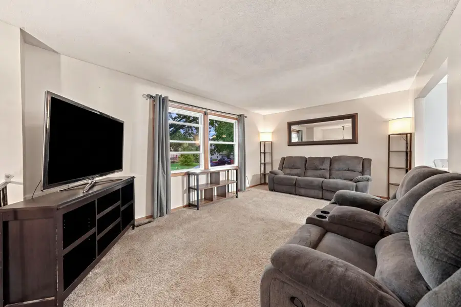 8244 Morgan Avenue N, Brooklyn Park, MN 55444 - #3