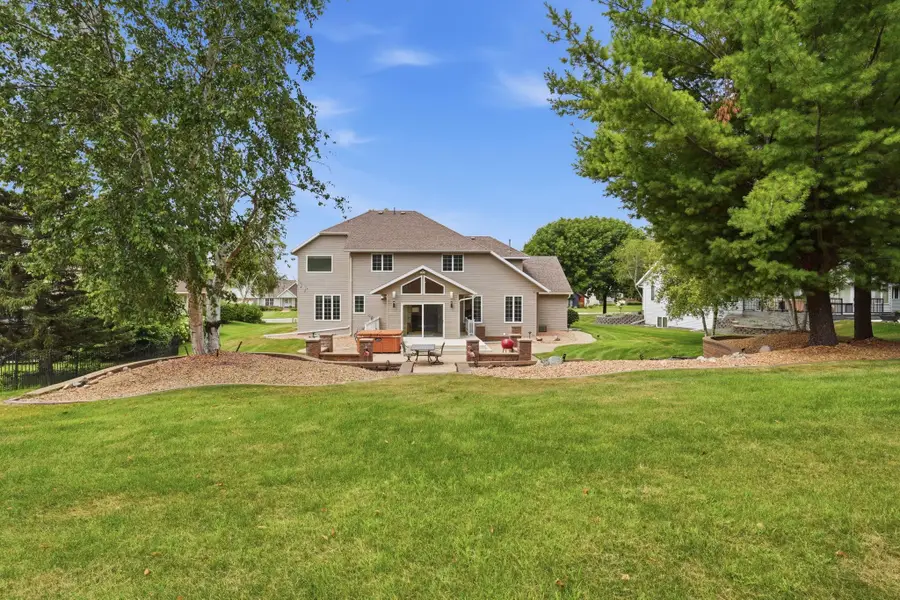 3200 Eagle Ridge Drive E, Willmar, MN 56201 - #2
