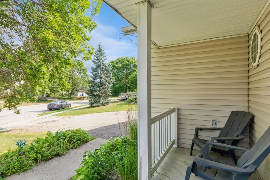 217 Birch Avenue Nw, Saint Michael, MN 55376 - #2