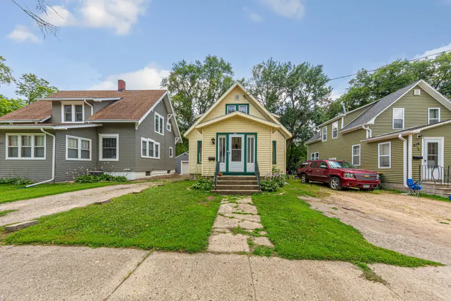 518 E 5th Street, Albert Lea, MN 56007 - #2