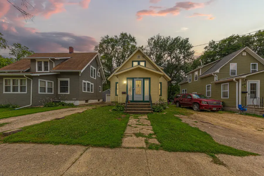 518 E 5th Street, Albert Lea, MN 56007 - #3