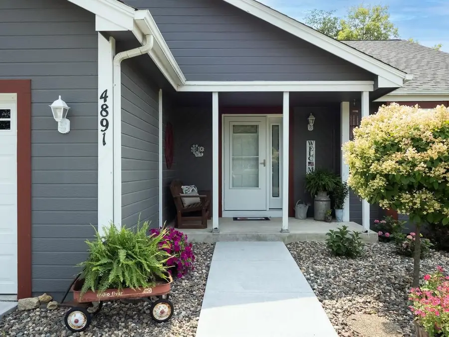 4891 S Park Drive, Savage, MN 55378 - #2