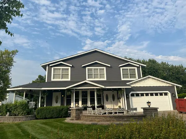 8664 Xenium Lane N, Maple Grove, MN 55369