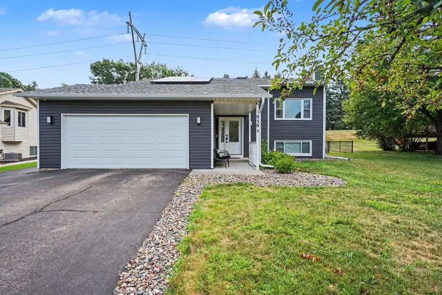 939 Savannah Road, Eagan, MN 55123 - #2