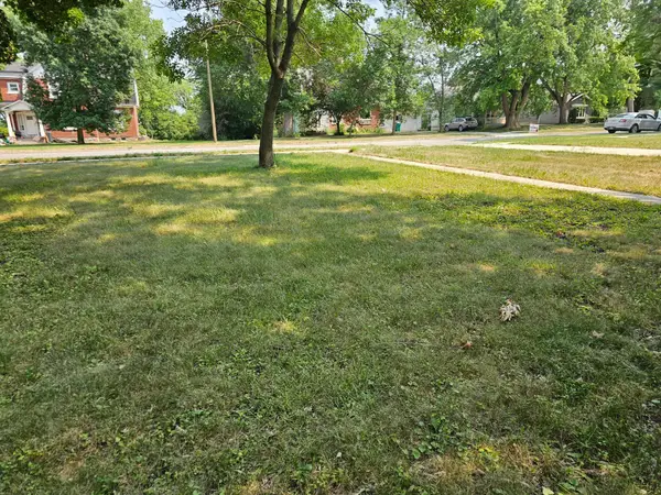 2014 2nd Street, Lake Park, MN 56554