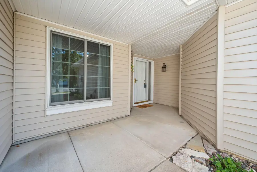 6313 Brook Lane, Savage, MN 55378 - #3