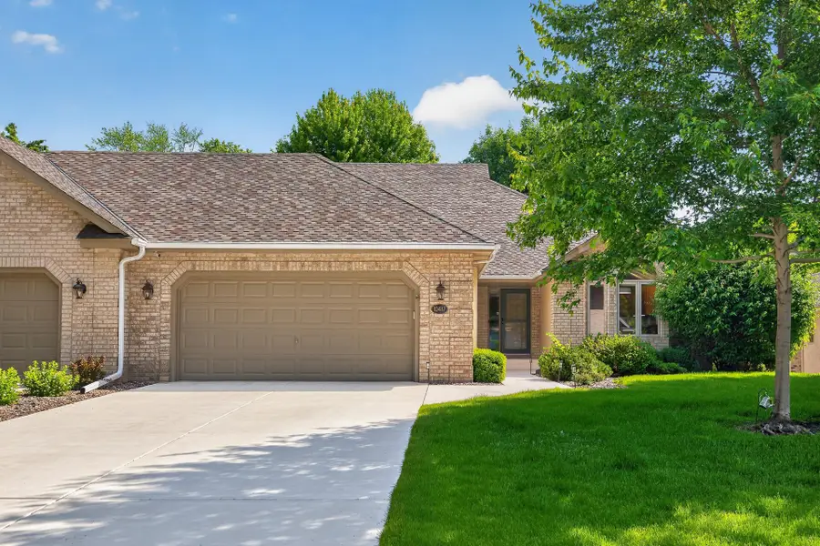 10417 Fawns Way, Eden Prairie, MN 55347 - #3