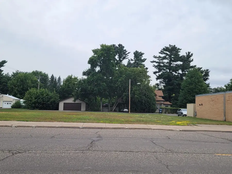 608 Main Street W, Isle, MN 56342 - #2
