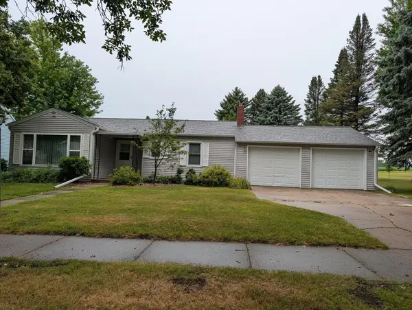 515 9th Avenue, Madison, MN 56256