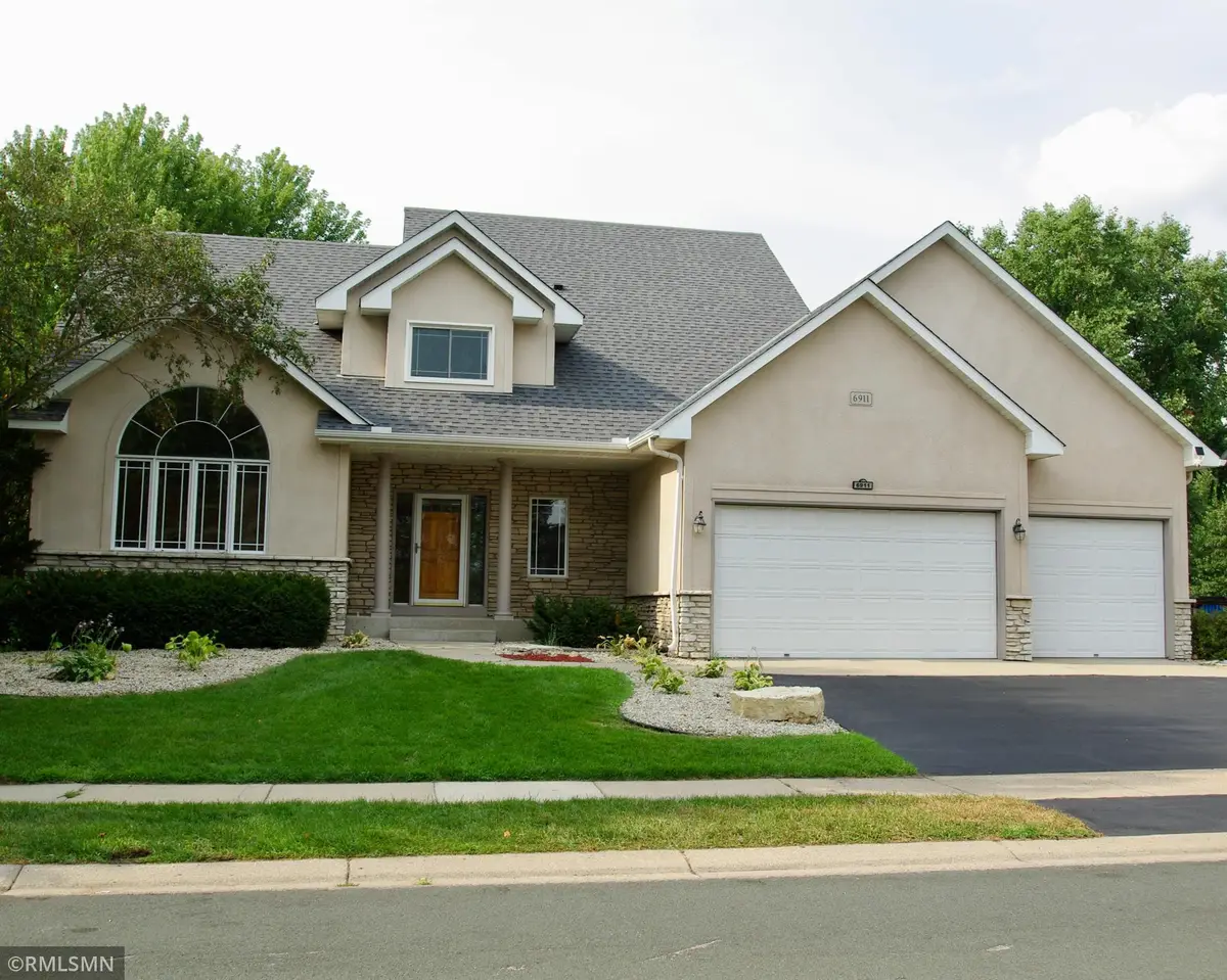 6911 Cambridge Road, Shakopee, MN 55379 - #1