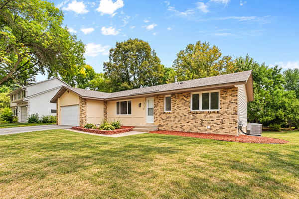 10250 Boundary Creek Terrace, Maple Grove, MN 55369