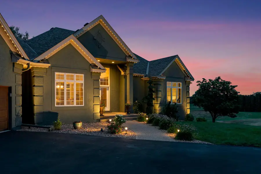 584 Vista Ridge Lane, Shakopee, MN 55379 - #3