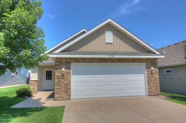 2734 Ridgeview Drive, Red Wing, MN 55066