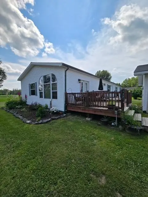 417 5th Avenue Se, Baudette, MN 56623
