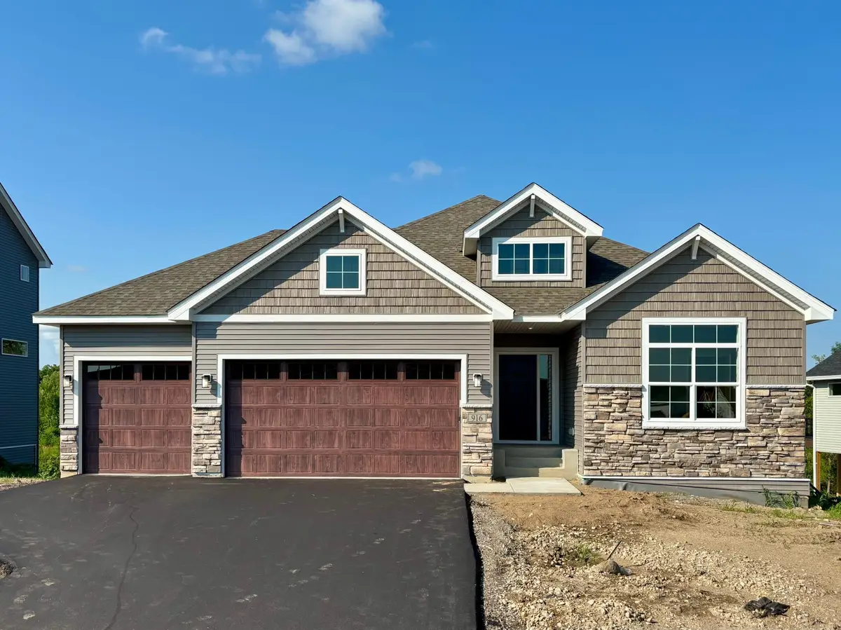 916 Kepler Avenue Ne, Hanover, MN 55341 - #1