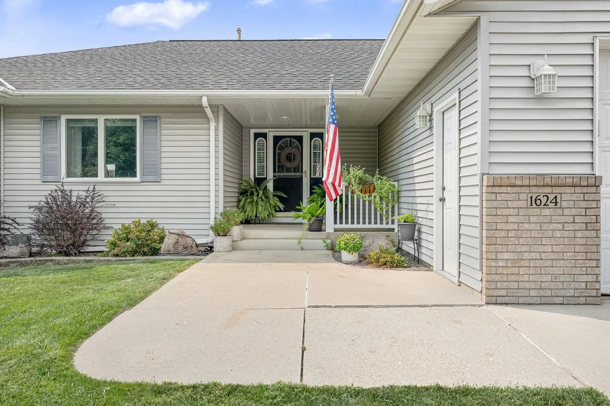 1624 Prairie Lane Ne, Owatonna, MN 55060 - #1