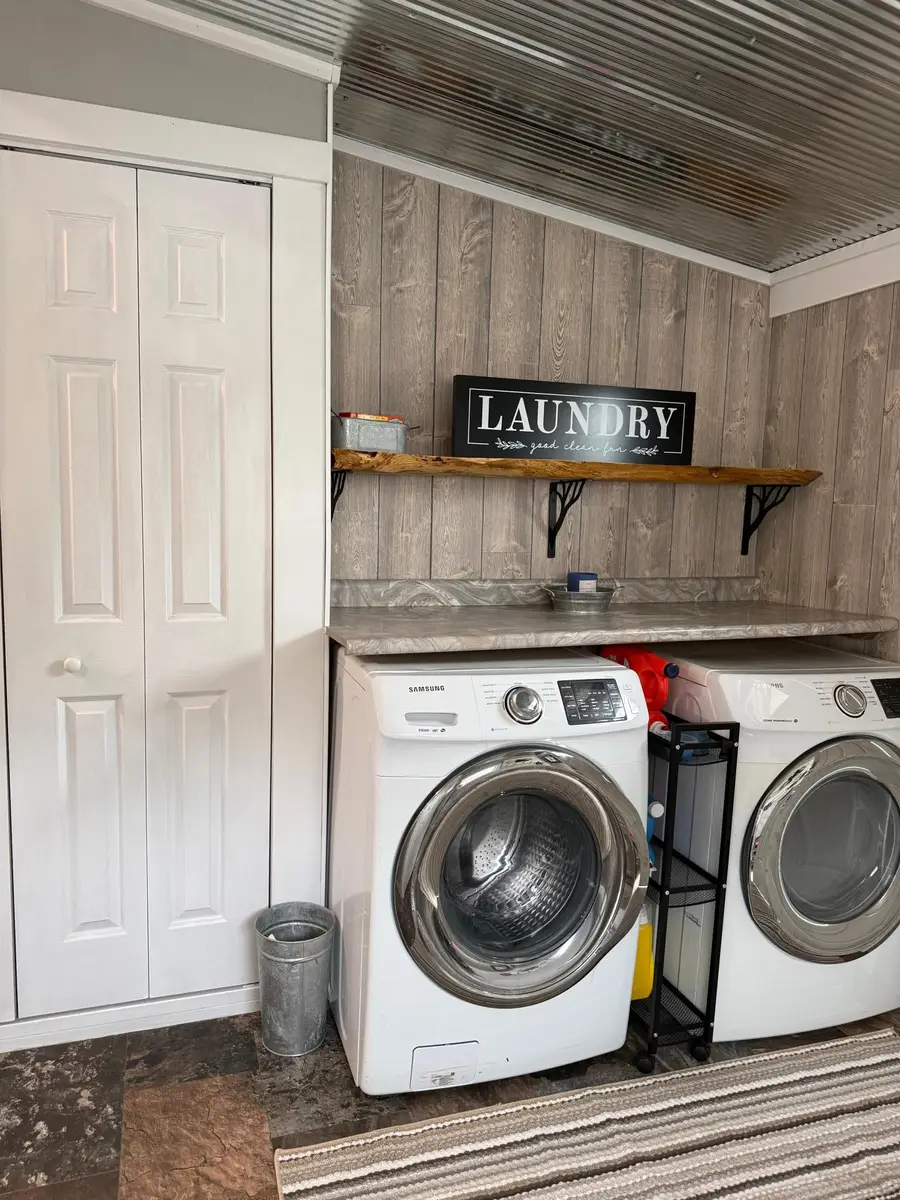 352 3rd Avenue S, Casselton, ND 58012 - #3