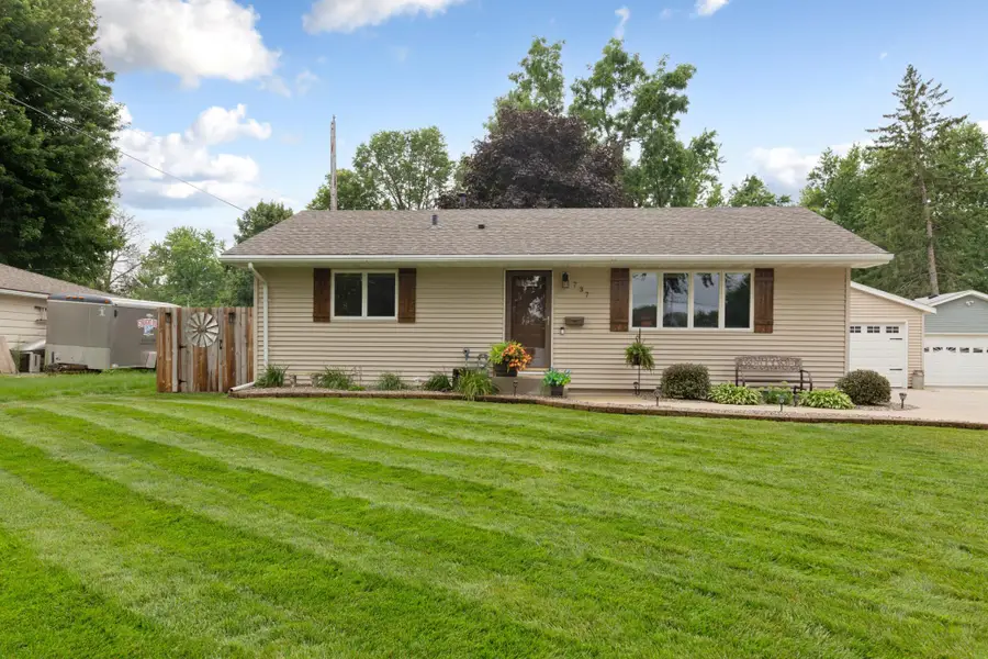 737 13th Street Ne, Owatonna, MN 55060 - #3