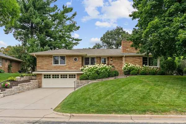 5234 Hollywood Road, Edina, MN 55436