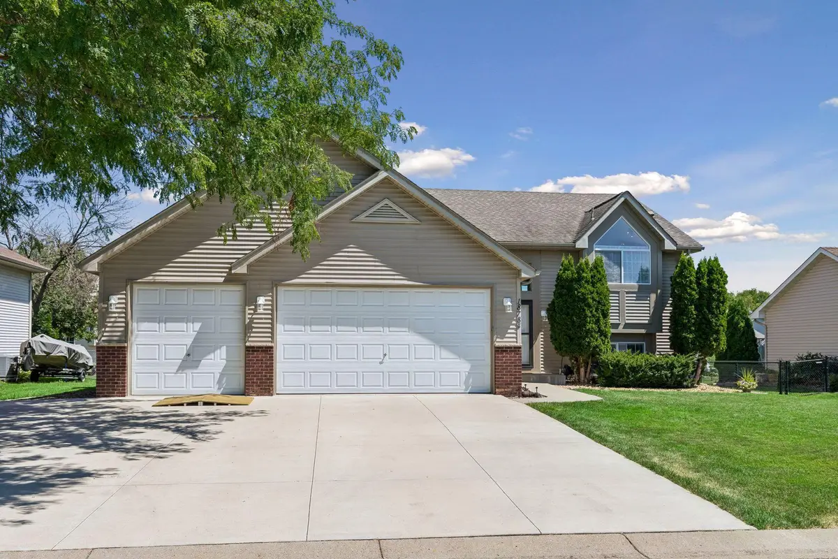 18784 Dupont Way, Farmington, MN 55024 - #1