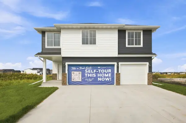 8529 61st Street S, Horace, ND 58047