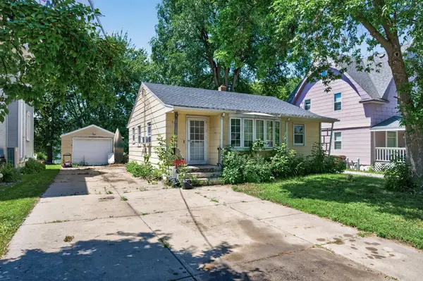 107 Oak Avenue N, Maple Lake, MN 55358
