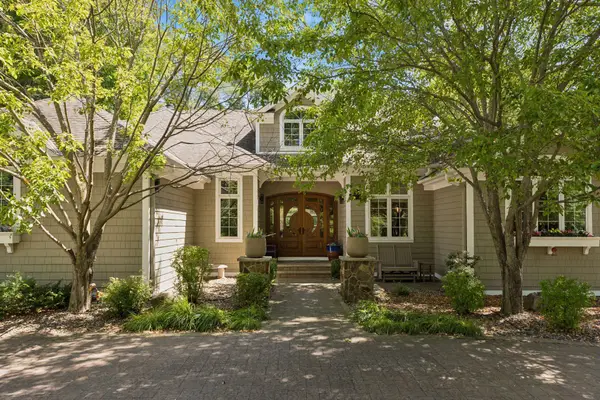 2841 Ella Lane, Minnetonka, MN 55305