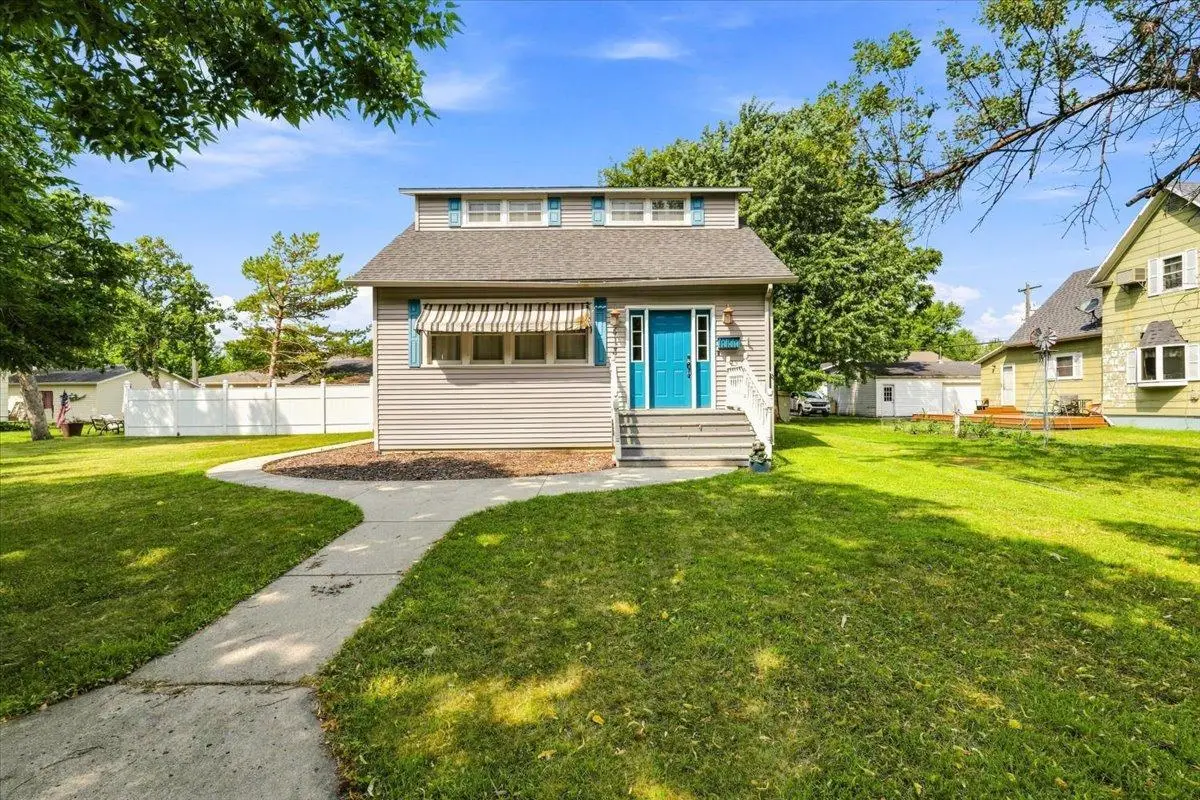 413 8th Street N, Breckenridge, MN 56520 - #1