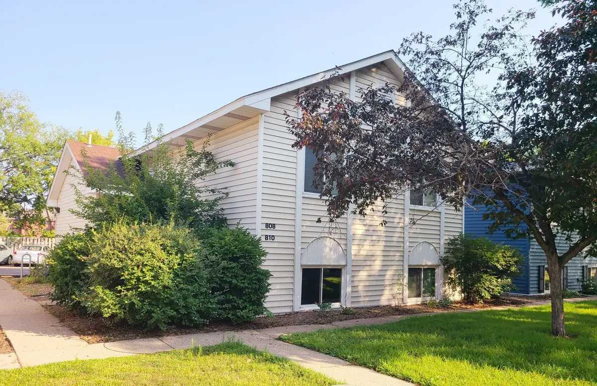 808 9th Avenue Se, Minneapolis, MN 55414 - #1