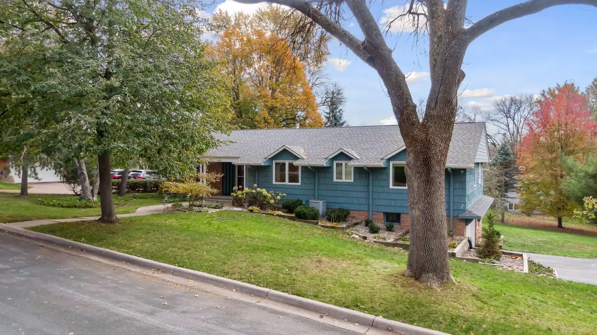6015 Saxony Road, Edina, MN 55436 - #1