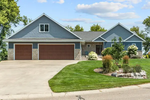 1412 Fairacre Lane Sw, Willmar, MN 56201