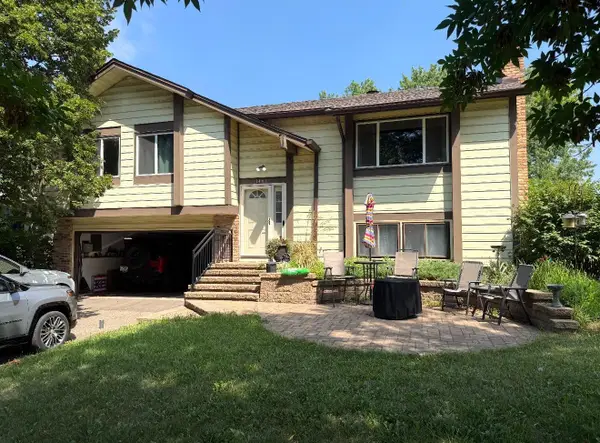 1401 Raleigh Drive, Burnsville, MN 55337