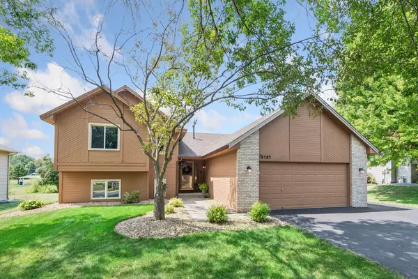 8585 Chanhassen Hills Drive S, Chanhassen, MN 55317