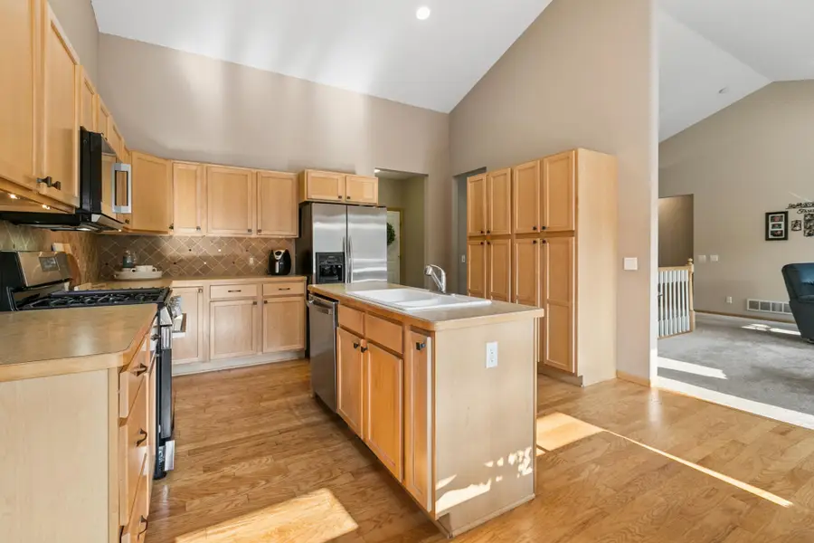 4737 Zane Avenue N, Crystal, MN 55429 - #3