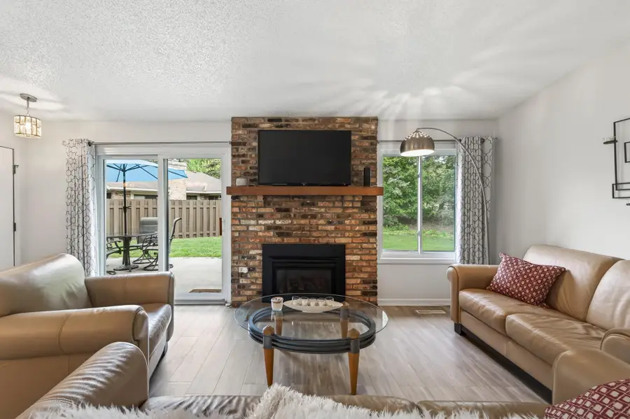 9601 Lonsdale Circle, Minnetonka, MN 55305 - #3