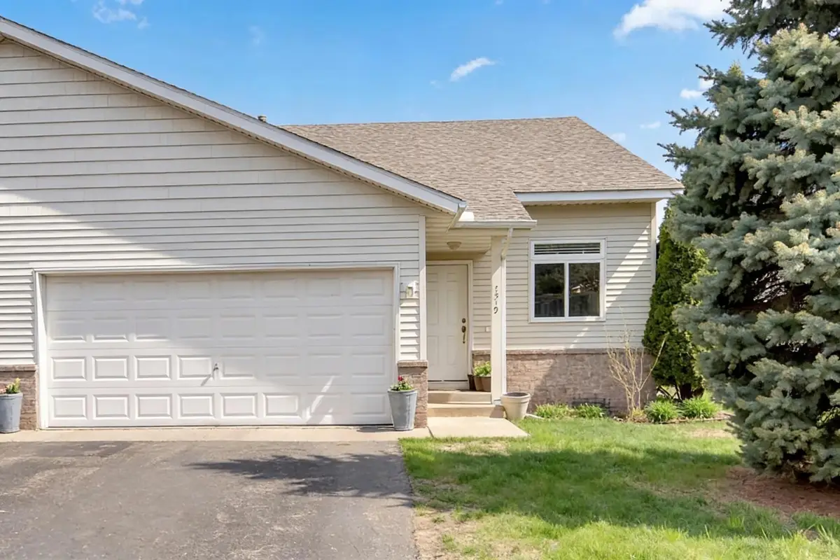 1519 Balinese Street, Shakopee, MN 55379 - #1