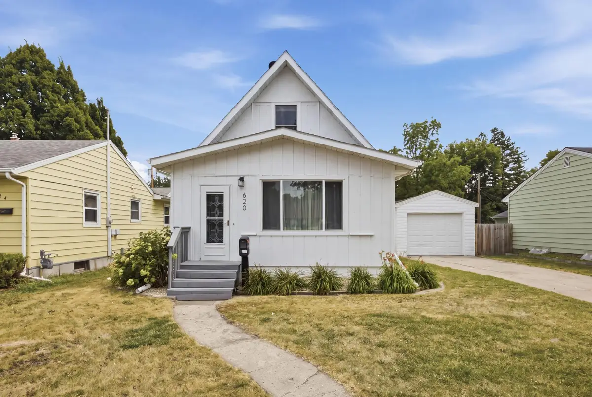 620 17th Street N, Moorhead, MN 56560 - #1