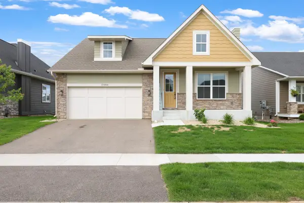 17989 Gresford Lane, Lakeville, MN 55044
