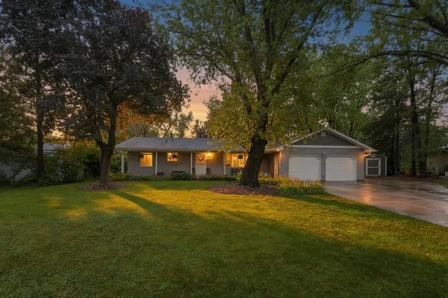 8258 Hemingway Avenue S, Cottage Grove, MN 55016 - #2